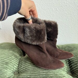 Brown Suede Ankle Boots with Faux Fur Trim